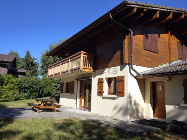 Maison, Arâches la Frasse