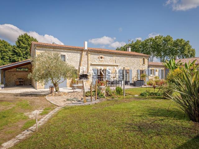 Maison, Arbanats