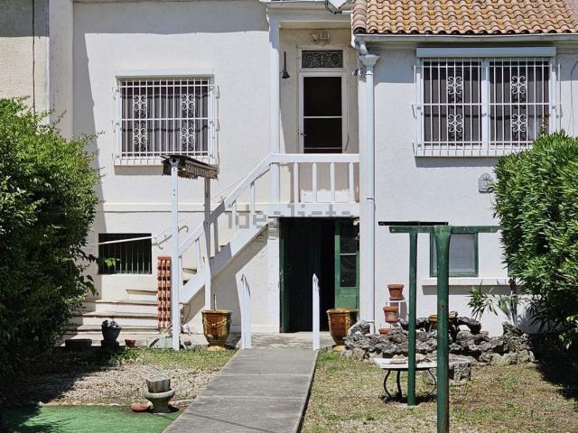 Maison, Arles