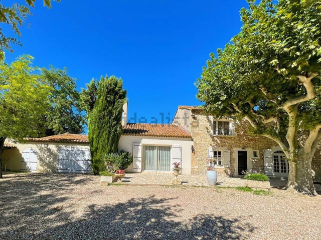 Maison, Arles