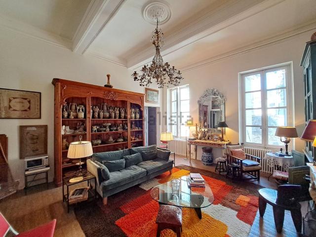 Maison, Arles