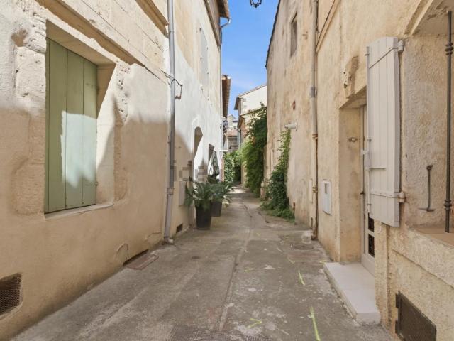 Maison, Arles