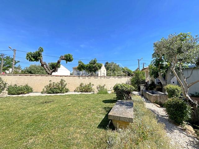 Maison, Arles