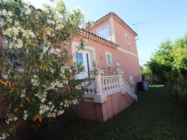 Maison, Arles