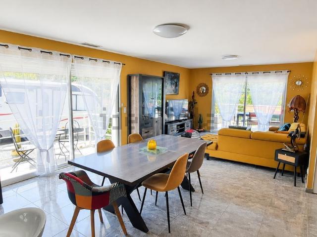 Maison, Corsavy