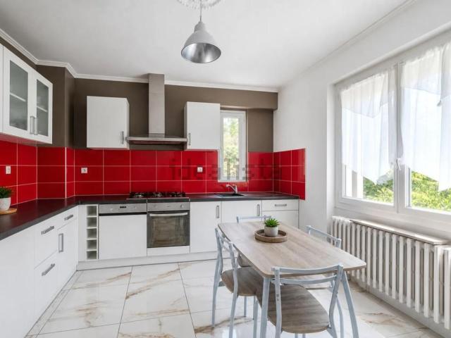 Maison, Arnas