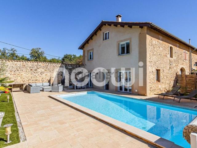 Maison, Arnas