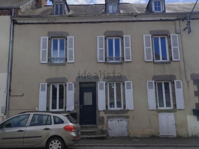 Maison, Aron