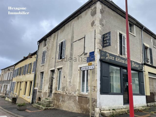 Maison, Arquian