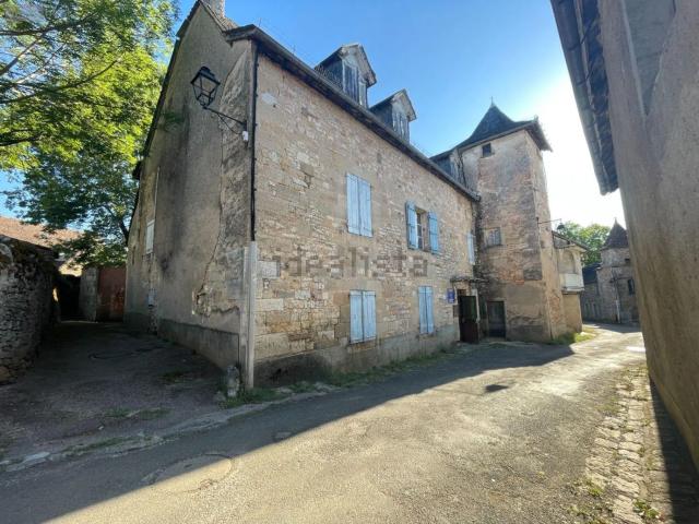 Maison, Assier
