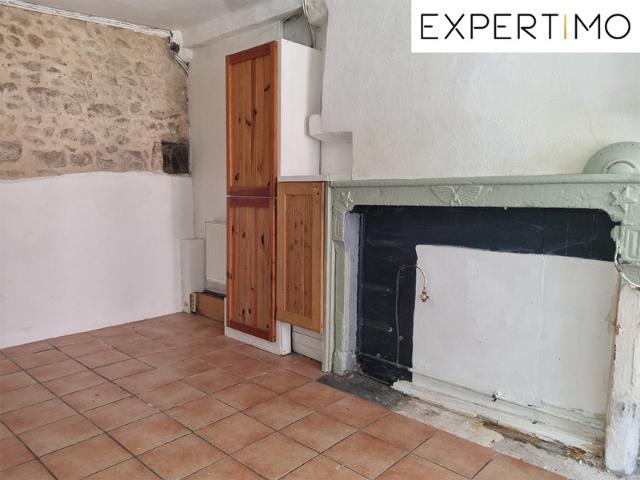 Maison atypique de 100 m2, avec petite cour