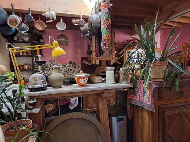 Maison atypique et écologique en pierre Montpellier Celleneuve Village
