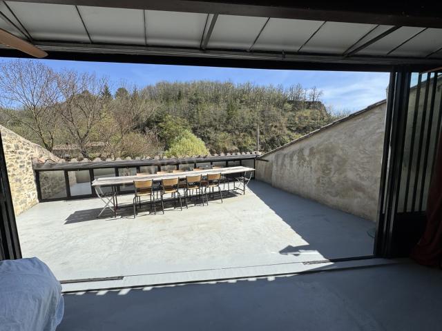 Maison atypique style 'loft New Yorkais' avec terrasse et te. 143m² Limoux