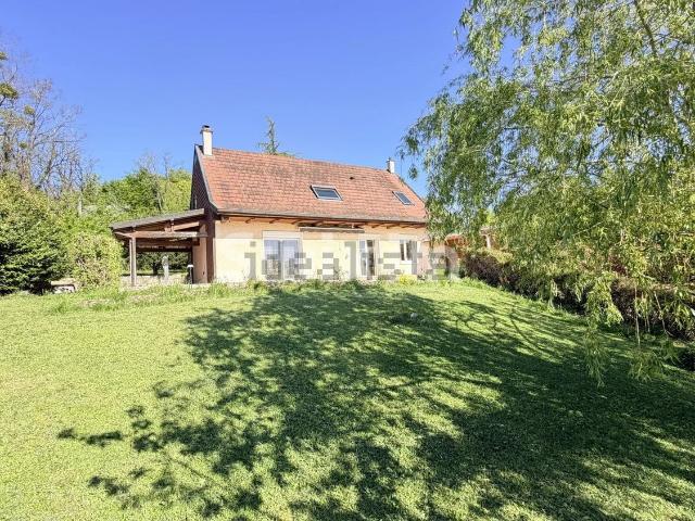 Maison, Authume