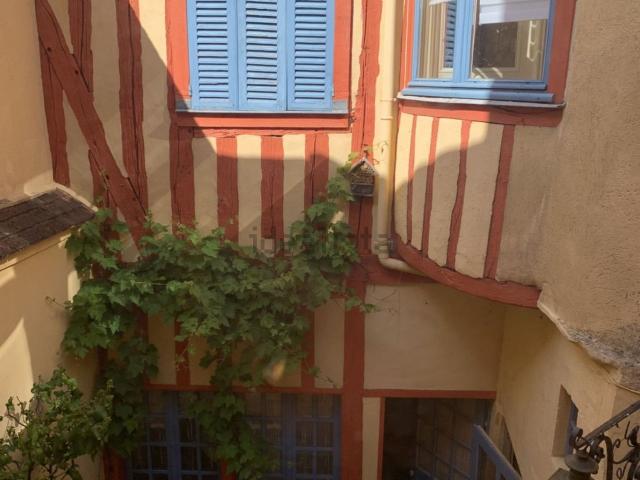 Maison, Auxerre