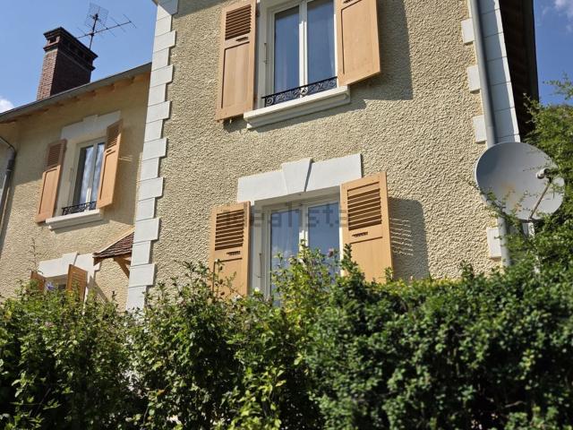 Maison, Auzat