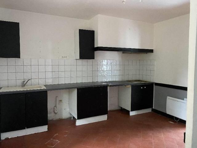 Maison Au cur du charmant village dIssigeac, avec toutes. 85m² Issigeac