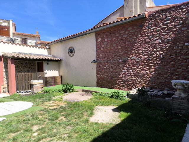 Maison au coeur du village du BOULOU de type F4