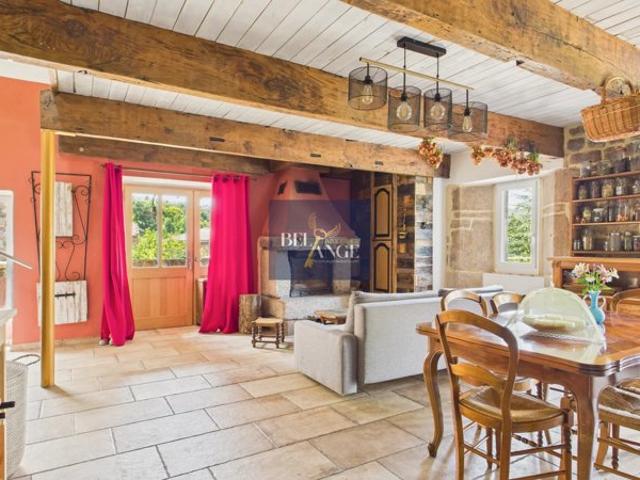 Maison au coeur d'un hameau Ardéchois