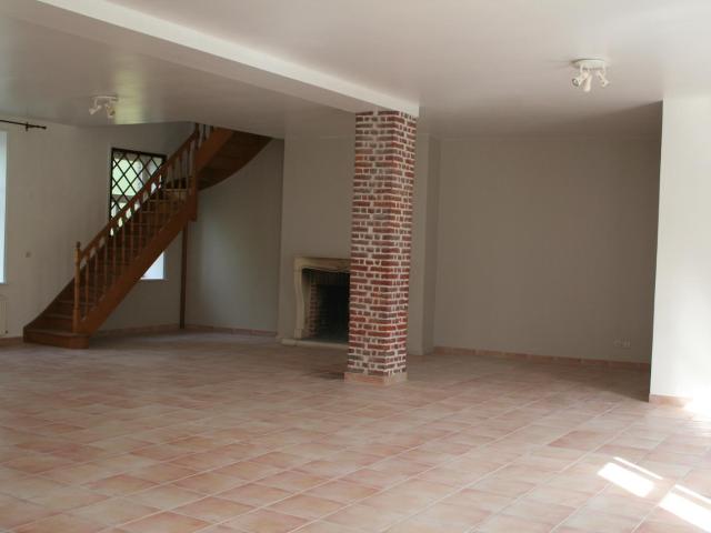 Maison au calme 280m2, grand séjour 120m2, jardin