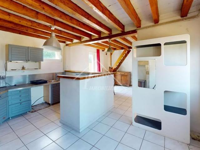 Maison au calme à rafraichir