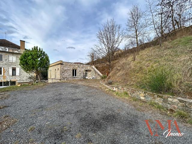 Maison au calme avec potentiel