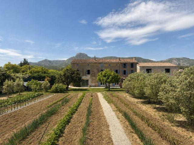 Maison, Aubagne