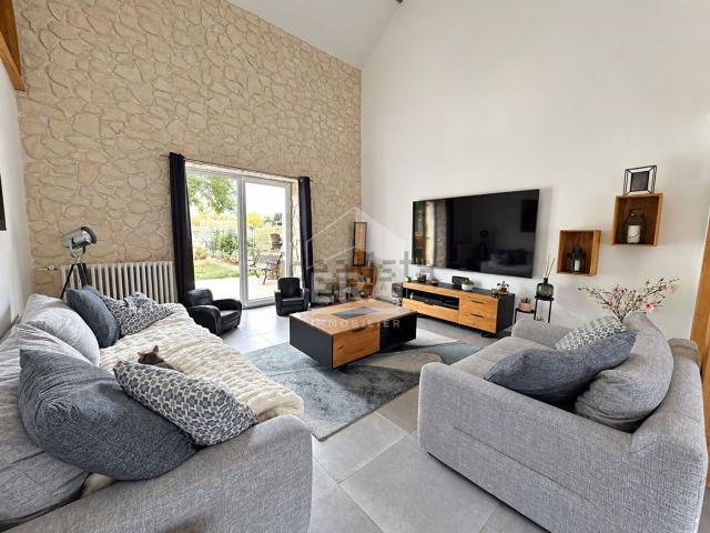 Maison, Aubepierre Ozouer le Repos