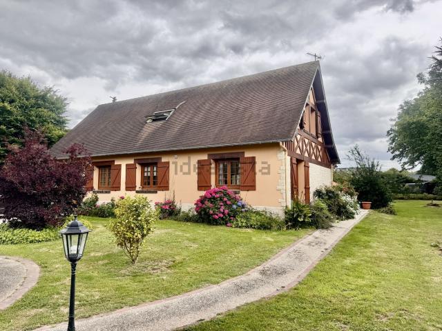 Maison, Auberville