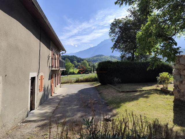 Maison, Aubessagne