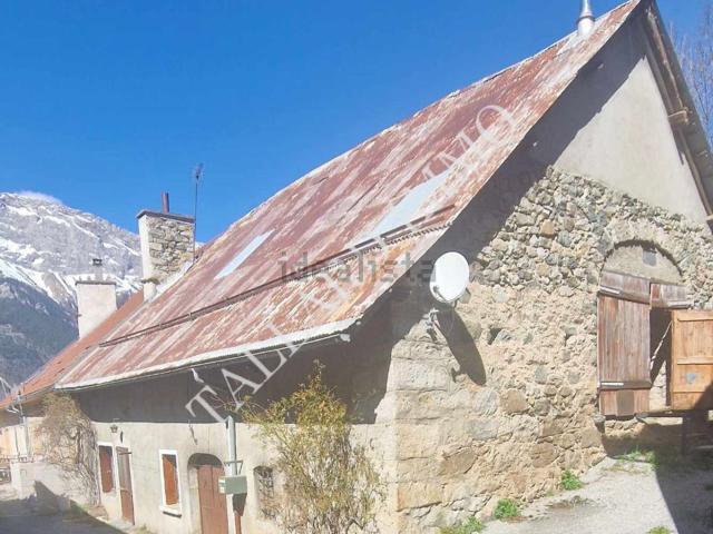 Maison, Aubessagne