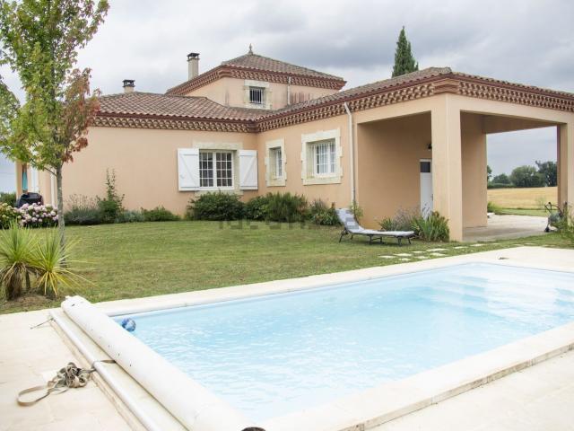 Maison, Auch