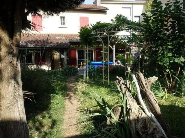 Maison, Auch