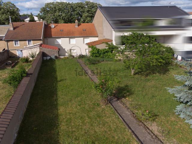 Maison, Augny