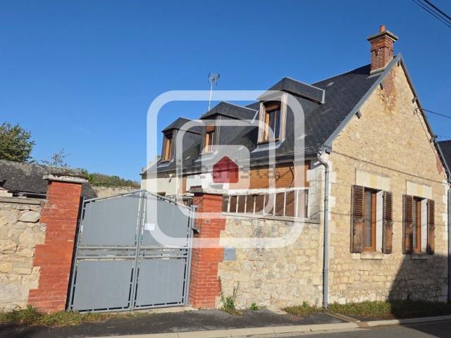 Maison, Augy