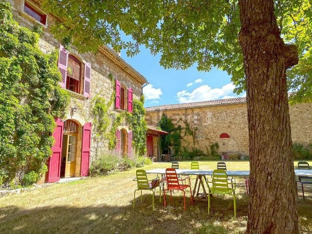 Maison, Aups