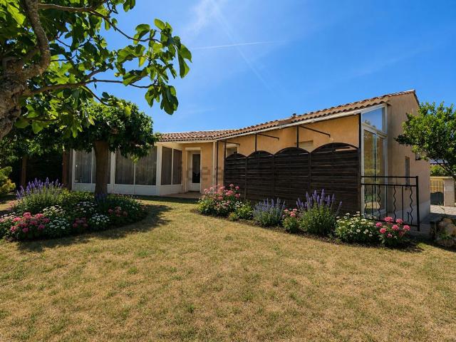 Maison, Aups