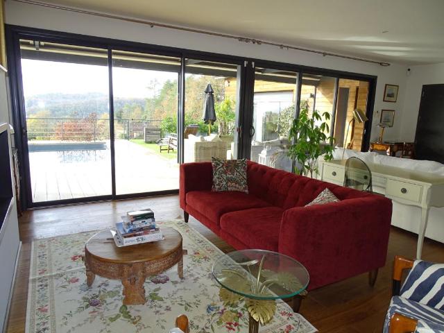 Maison Auriac Du Perigord 8 pièce s 243.76 m2