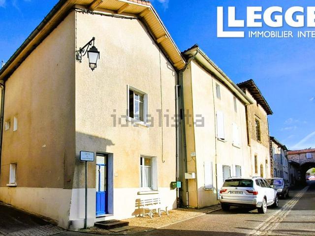 Maison, Availles Limouzine