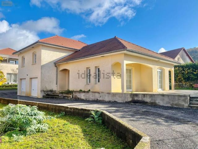 Maison, Avanne Aveney