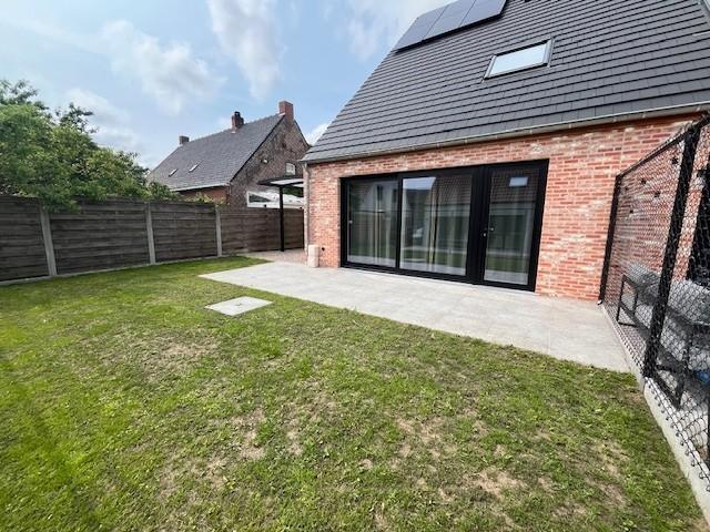 maison avec 4 chmb à louer dans un quartier calme de ledegem
