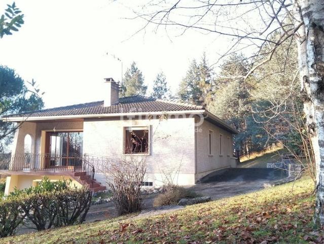 Maison avec 11341m² de terrain