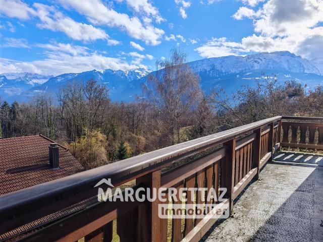 Maison avec 2 appartements coteau Marignier 144m² Marignier