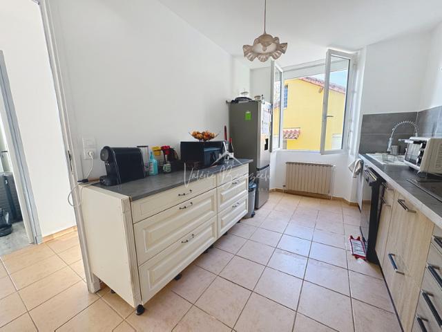 Maison avec 2 logements rénovés Proche CV