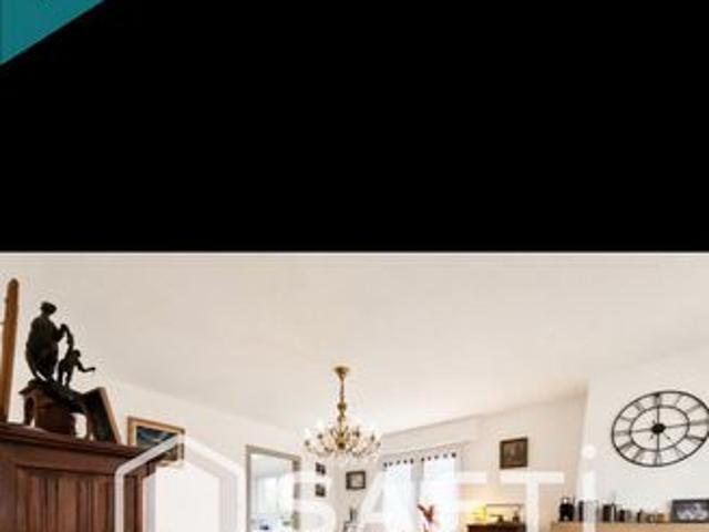 Maison avec 3 chambres en rez de chaussée avec possibilité de faire 2 chambres à l'étage déjà cloisonné