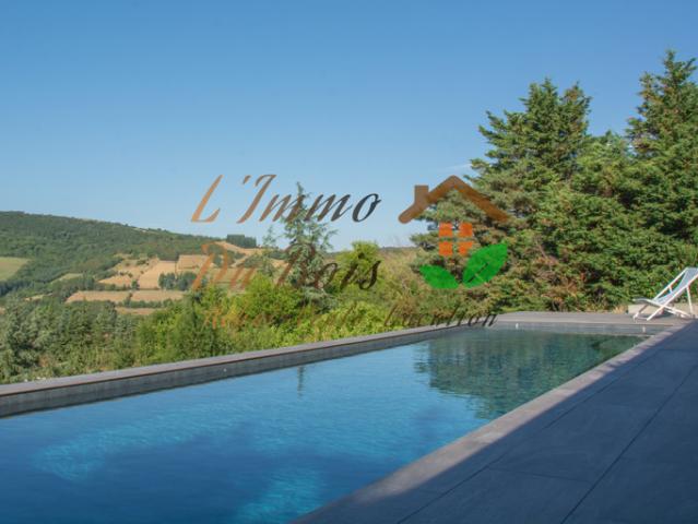 Maison avec terrain clos et piscine