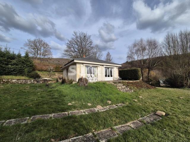 Maison avec terrain de 1 400 m² proche du lac de Pannecière – Morvan