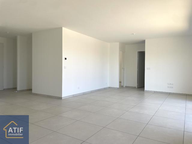 Maison avec terrain de 760 m2