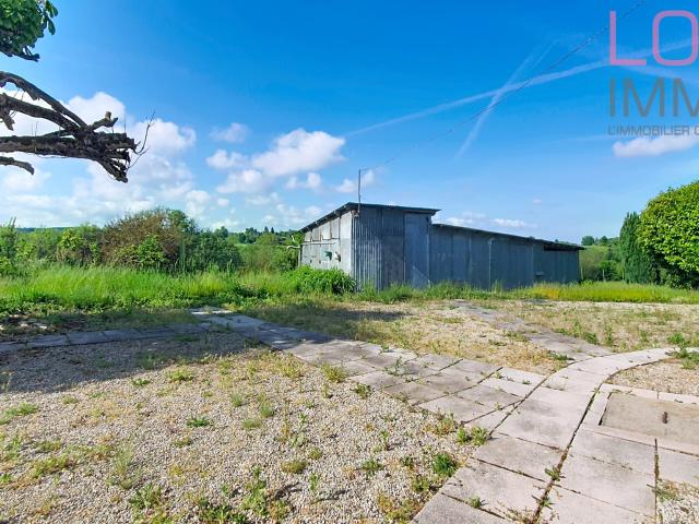 Maison avec terrains agricoles/bois