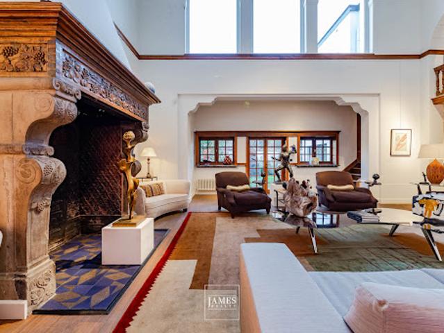 Maison contemporaine avec jardin et terrasse